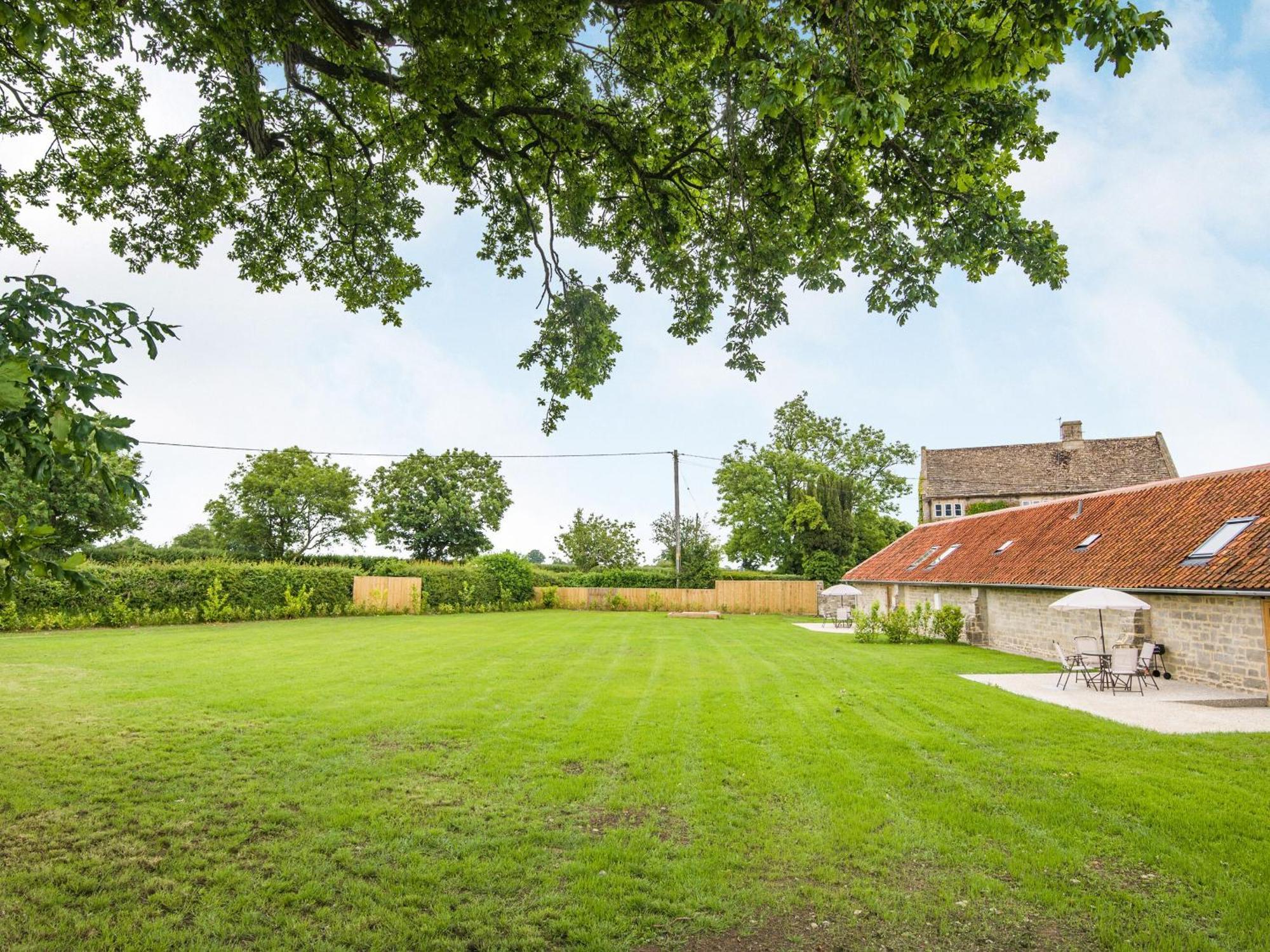 The Ash - Arnolds Hill Villa Wingfield  Buitenkant foto